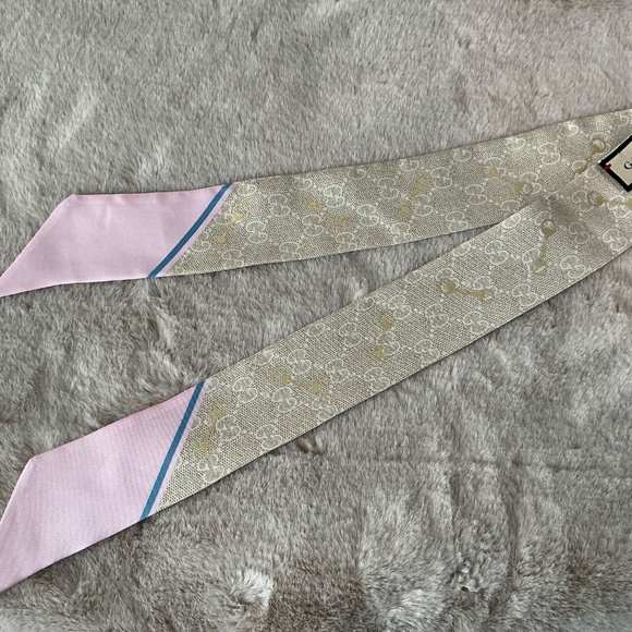 Gucci Horsebit Scarf - Picture 8 of 9